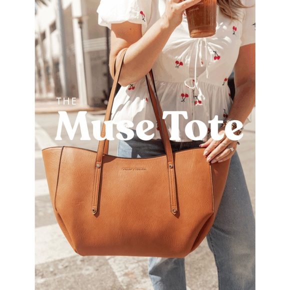 Poppy & Peonies Handbags - Poppy & Peonies Tan Tote